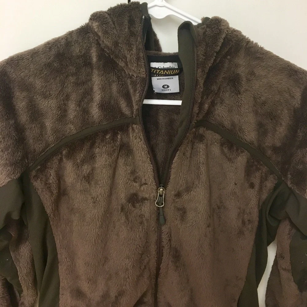 Awesome Columbia Titanium hooded fleece jacket! - Picture 2 of 8